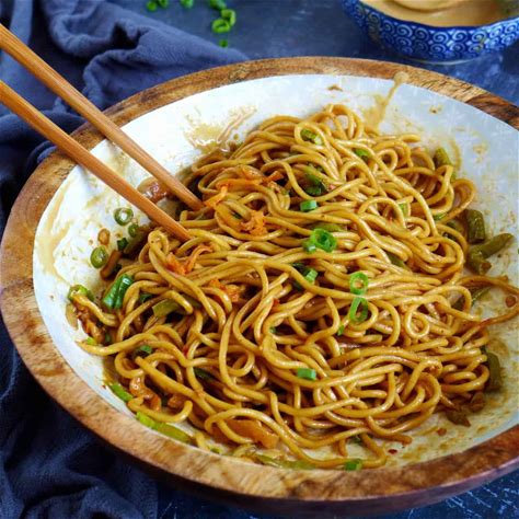Hot and Dry Noodles Picture